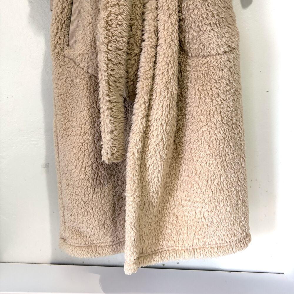 Pottery Barn Cozy Teddy Sherpa Hooded Robe in Camel XL - Picture 8 of 12
